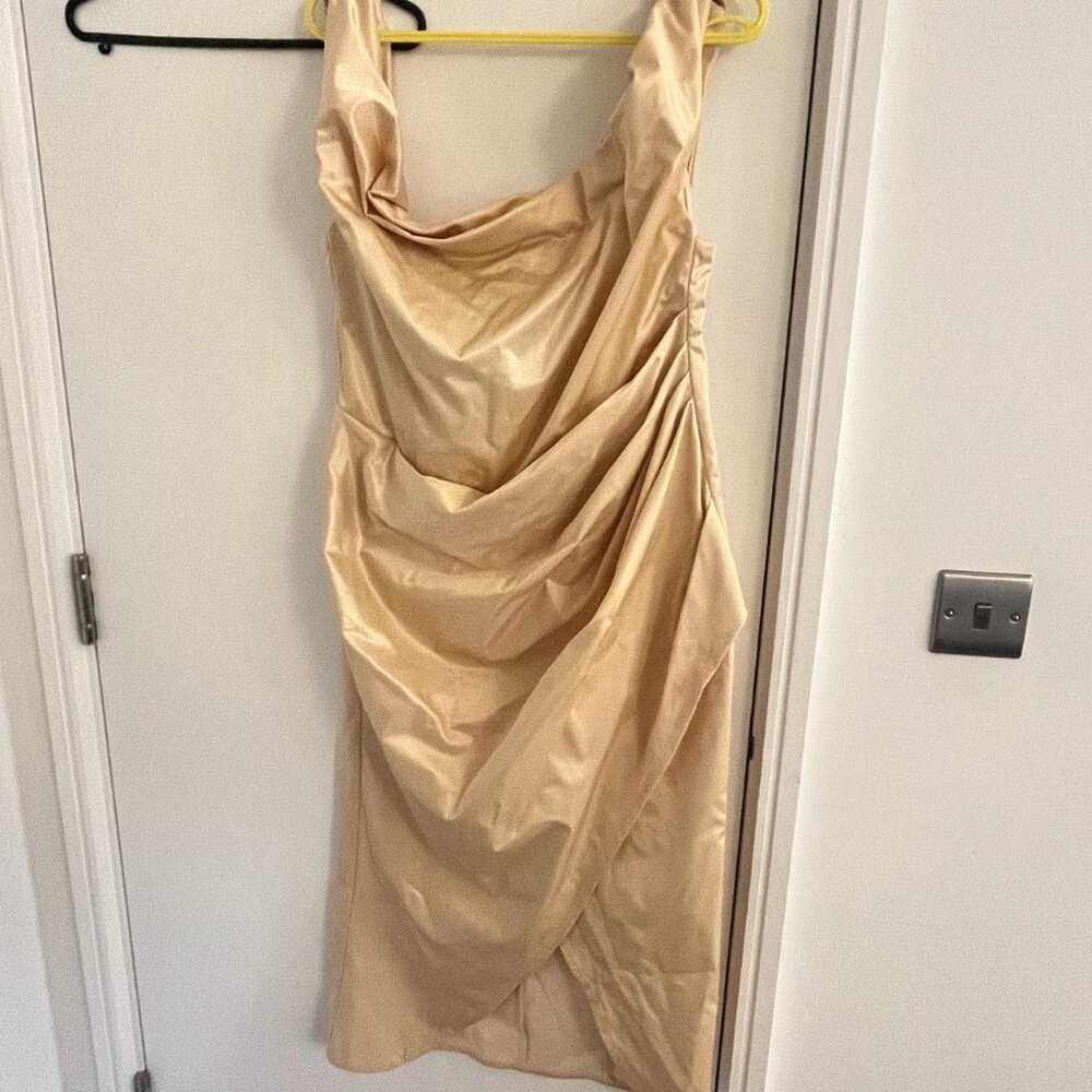 Glam ASOS Dress - Picture 4 of 5